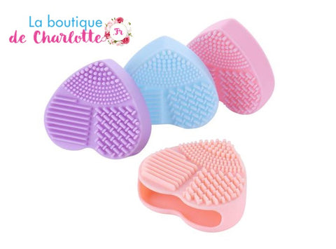 CŒUR NETTOYANT POUR PINCEAUX A MAQUILLAGE